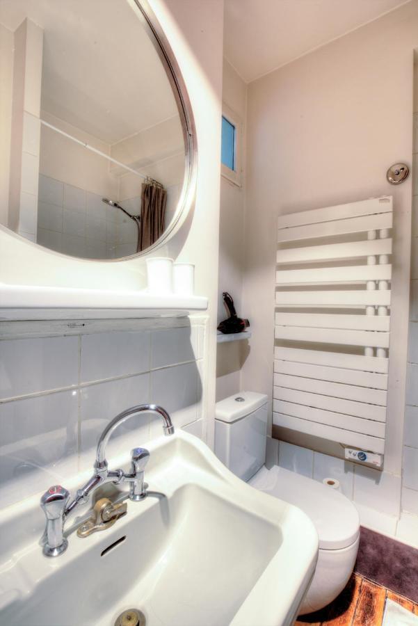 Atelier, Dernier Etage Bail Mobilite Centre Appartement Parijs